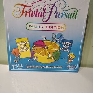 NWT NIB Trivial Pursuit Family Edition Cards for Kids Hasbro 2017 Board Game